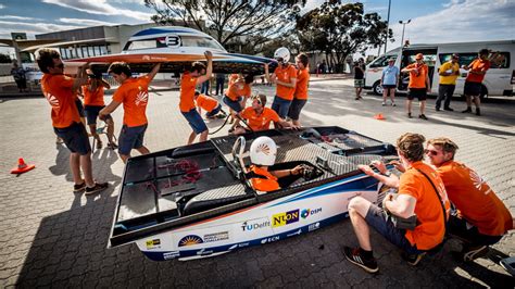 zonnewagen delft opnieuw winnaar solar race rtl nieuws