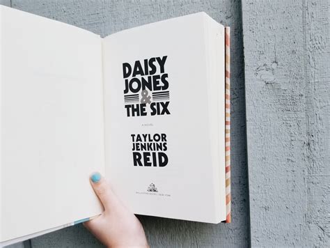 daisy jones and the six by taylor jenkins reid book