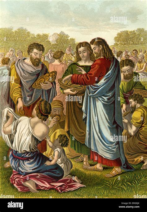 jesus feeding  multitude     miracle   loaves