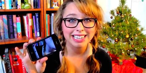 laci green explains how selfies can help your body image