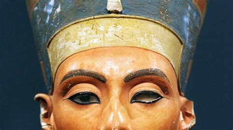 tutankhamun s tomb reveals its greatest secret the grave of queen