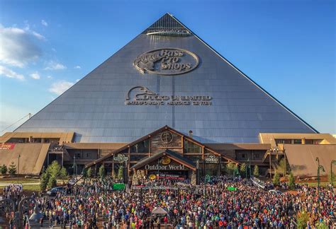 Coolest Bass Pro Shops Location Ever Now Open In Memphis