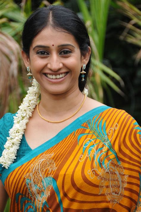 tamil actress sravanthi hotwatch movies series