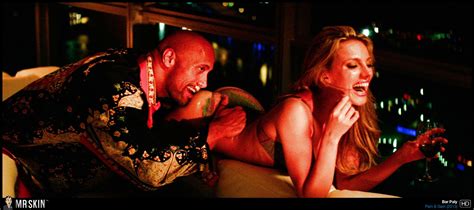 Bar Paly Nue Dans Pain And Gain