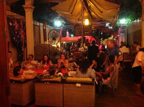 aussie xl cafe and bar phnom penh updated 2022 restaurant reviews