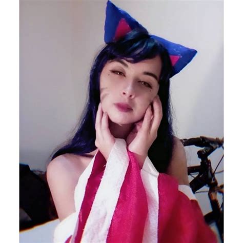 ahri league of legends cosplay