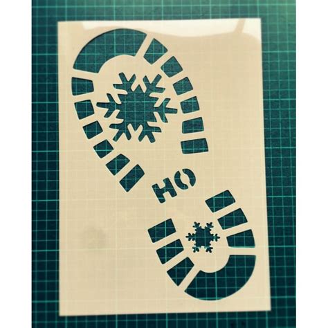 santa claus shoe print stencil christmas prints santa boot print stencil christmas lettering