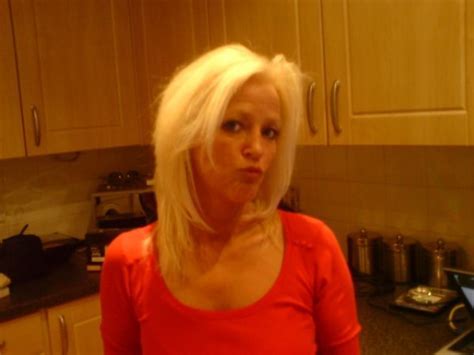 deb35380 52 from walsall is a local granny looking for
