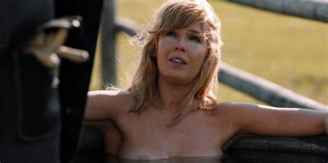Kelly Reilly Naked Scene From Yellowstone Series