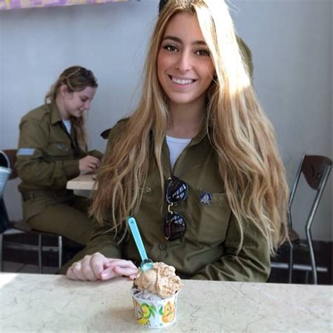 israeli army girls that are real beauties in uniform 31