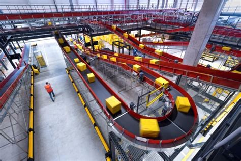 dhl opent  dordrecht vierde nieuwe nationale sorteercentrum emerce