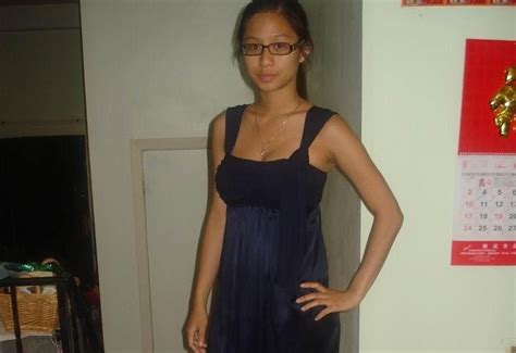 truly asians busty specs gal cam whoring