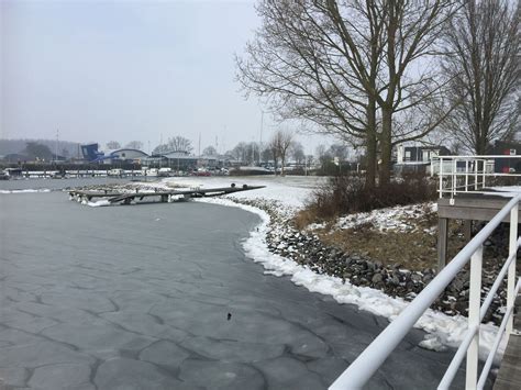 kortgene haven  de winter holland winter strand country roads outdoor  nederlands