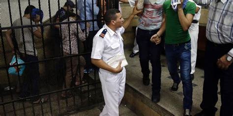 Official Egyptian Security Forces Raid Bath House Arrest 25 Men