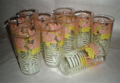 Set Of 10 Vintage Drinking Glasses 1940 S By