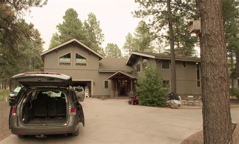 inside sister wives star meri brown s peaceful 1 million arizona home