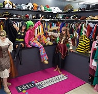 Image result for Location costumes déguisement. Size: 192 x 185. Source: www.feteetcompagnie.fr