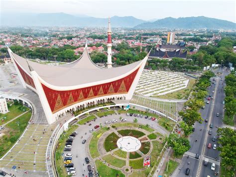 masjid raya sumatera barat  pesan   milenial sipp fm