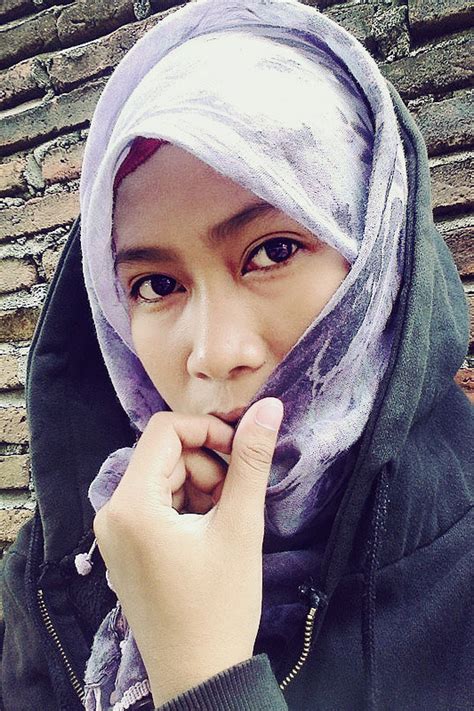Kumpulan Foto Cewek Igo Hijab Selfie Yang Cantik Dan Manis Terbaru