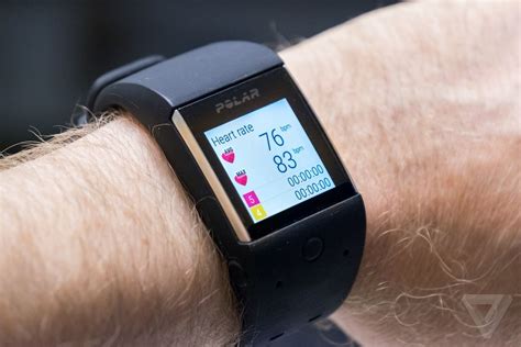 polar  sportovni hodinky  android wear od vehlasne spolecnosti