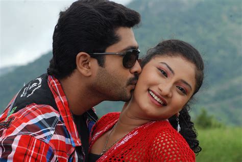 Konjum Mainakkale Movie Stills Udhai Akshatha Tamil