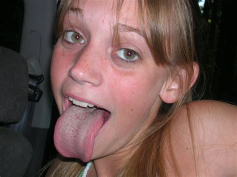 amateur bimbo tongue targets waiting for your cum 4 high quality po