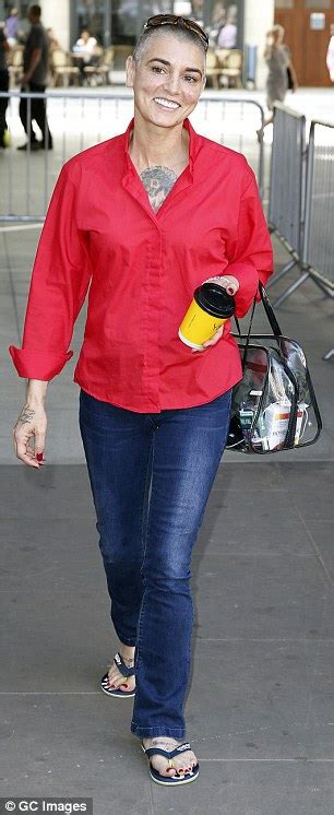 Sinead O Connor Slams Kylie Minogue S Pert Posterior Daily Mail Online