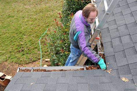 clean  gutters  sorensen construction inspections