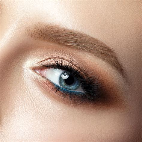 unexpected ways  wear blue eyeliner  motives cosmetics
