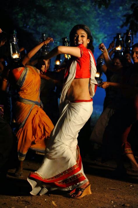 South Indian Actress Low Hip Saree Navel Show Pic Hd