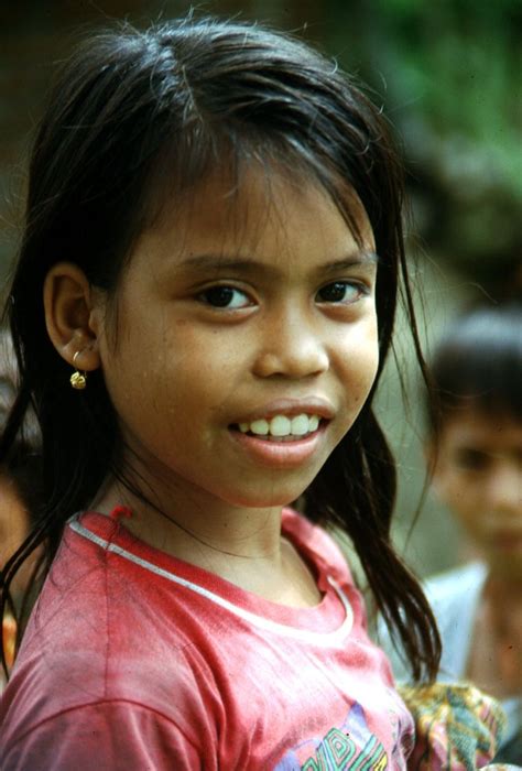 An Indonesian Girl In Java Indonesia People Of The World