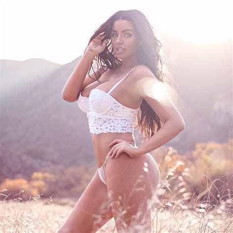 Abigail Ratchford As Naked As She Gets Urbasm