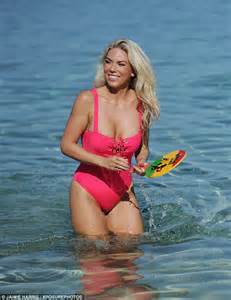 Frankie Essex Is The Ultimate Beach Babe In Hot Pink As