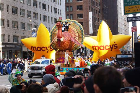 Macy S Thanksgiving Day Parade How To Watch Start Time Tv Coverage