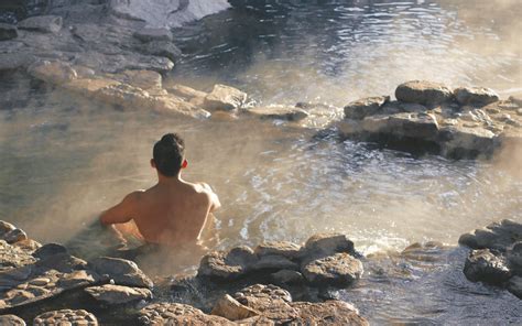 relax in a japanese onsen evaneos