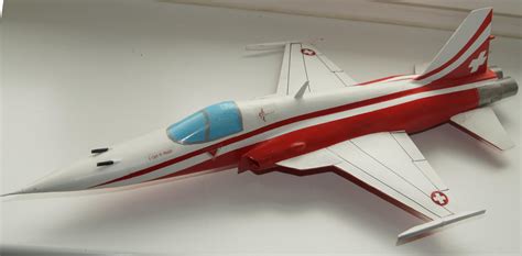 northrop   tiger ii paper aircraft models  umgefaerbt