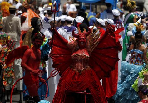 Rio Carnival 2013 Brazil Prepares For World S Biggest