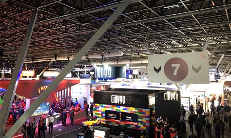 ibc  sporttechbuzz  review halls