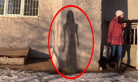 ghosts caught  camera  real ghost caught  camera