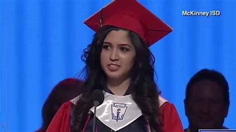 texas valedictorian reveals she s undocumented during graduation speech