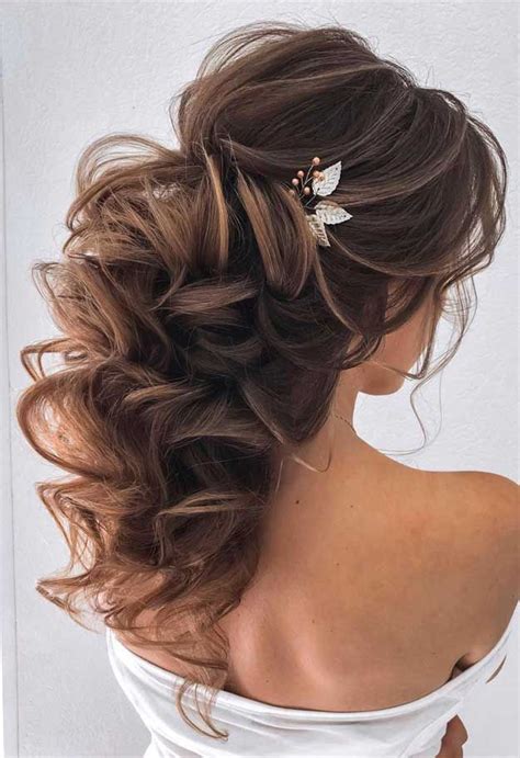 effortless chic hairstyle     hairstyle