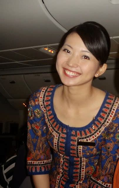 the uniform girls [pic] singapore air hostess uniform