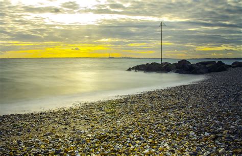 solent lee  solent beach solent  wikipedia  flickr