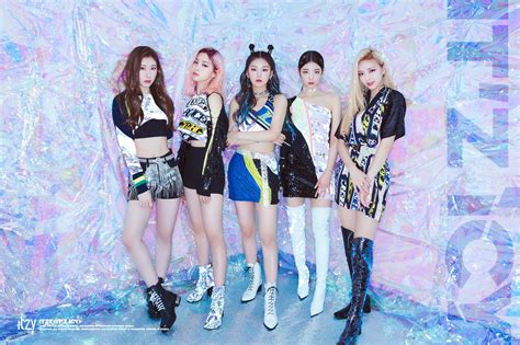 The Best Outfits Of Itzy Allkpop Forums