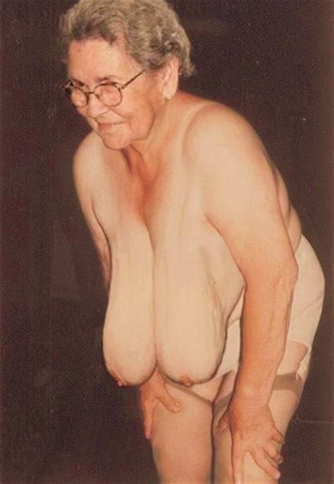 big hanging senior breasts mature porn pics