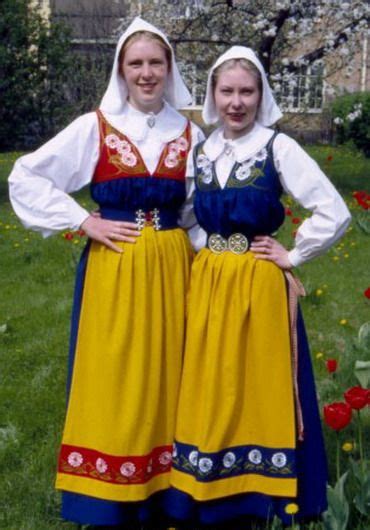 women wearing traditional swedish costume swedish dress swedish