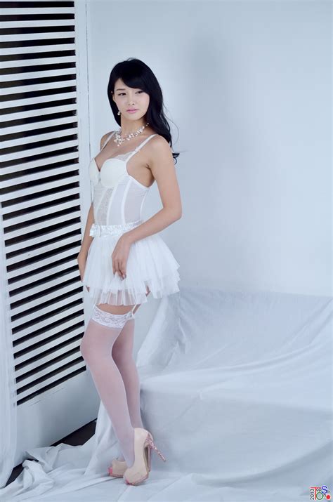Cha Sun Hwa Sexy In White Dress Korean Models Photos Gallery