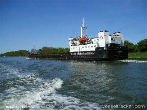 amur  cargo ship imo  mmsi  callsign ubus flag russia vesseltrackercom