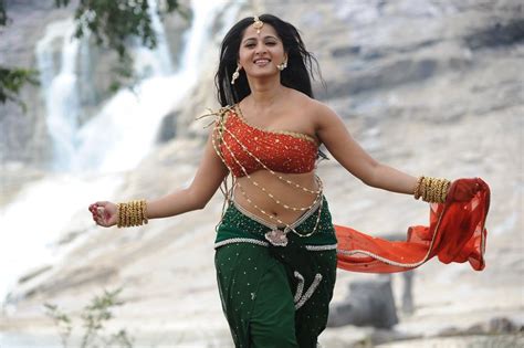 download anushka shetty images latest wallpaper in hd
