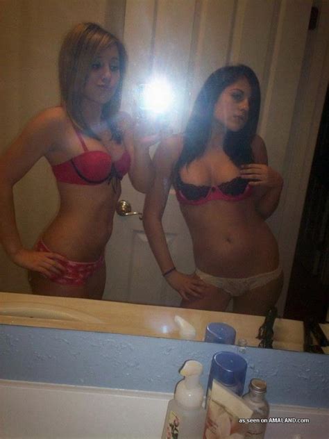 a few teen girlfriends self cutie mirror pics nude amateur girls
